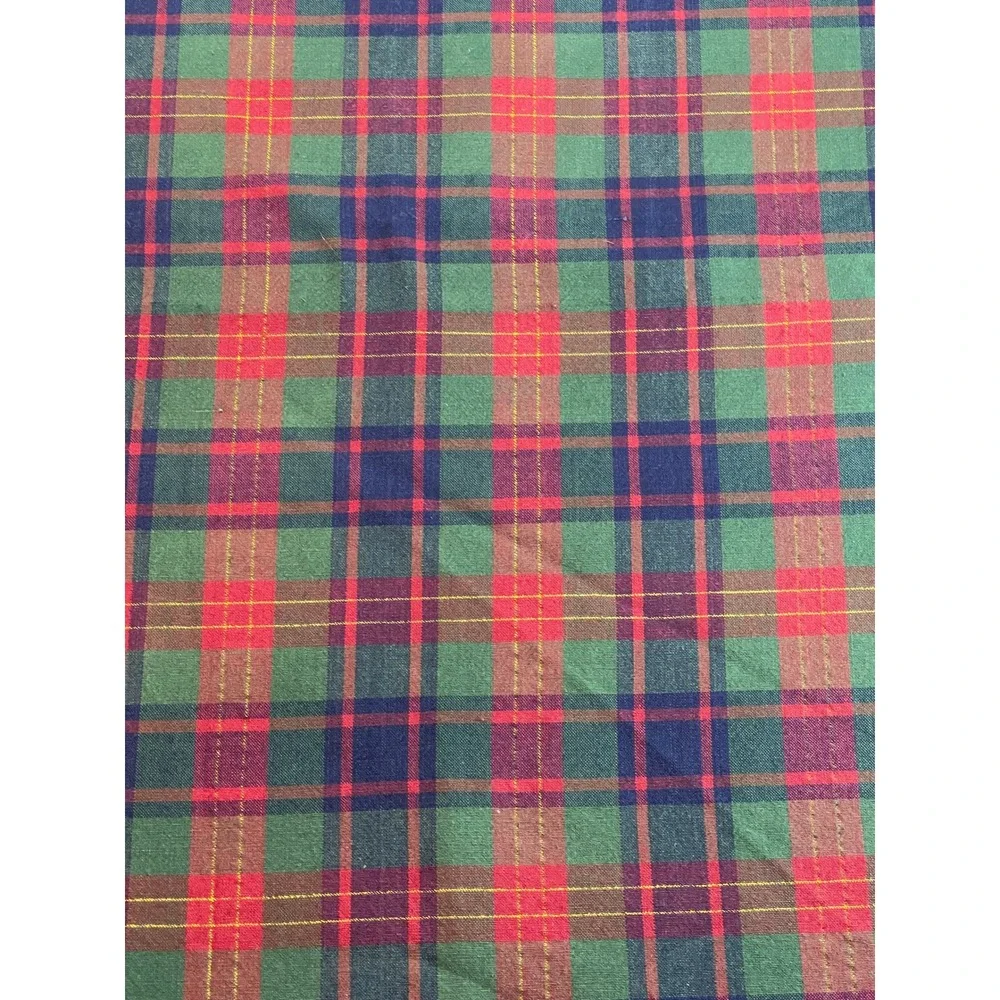 Sam Hedaya Oval Plaid Tablecloth Red Green Gold Metallic Holiday Christmas 60x80